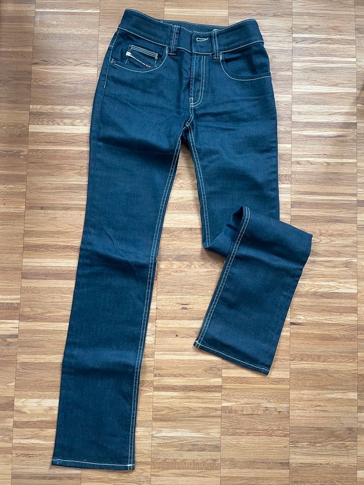 Diesel Jeans - Neu - Größe 27 32 in Göttingen