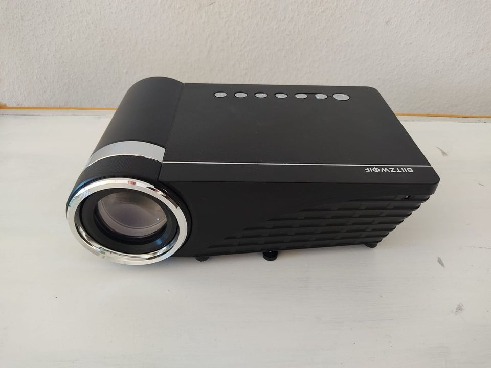 Beamer WIFI Projector LCD BlitzWolf BW-VP8, Bluetooth in Hamburg