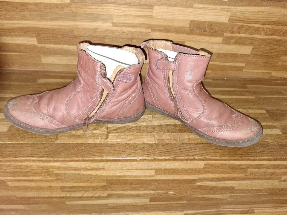 Bisgaard Stiefeletten Gr. 33 ungefüttert chelsea boots in Hessigheim