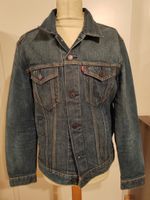 Jeansjacke von Levis Gr. M Niedersachsen - Peine Vorschau