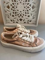 Zara Sneaker Sportschuhe Roségold 36 München - Berg-am-Laim Vorschau
