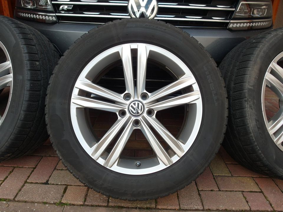 VW Tiguan 4 Alufelgen mit Pirelli Winter Reifen 235/55-R18 104H in Bingen