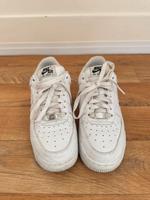 Nike Air Force 1 Schuhe, Größe 36,5 Sachsen-Anhalt - Halle Vorschau