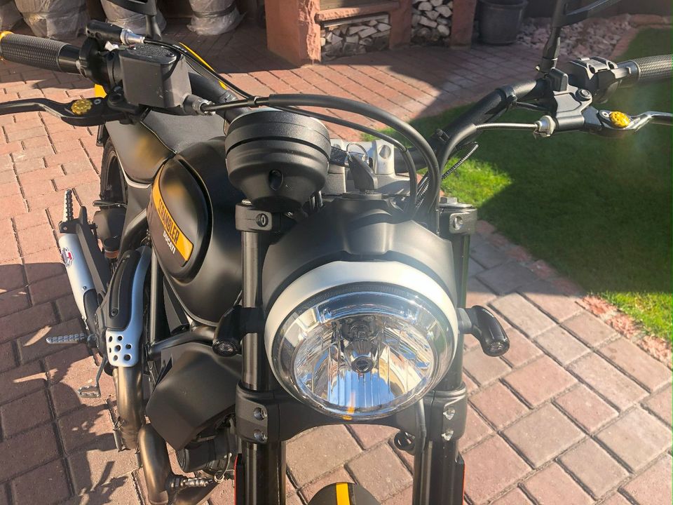 Ducati Scrambler Full Throttle in Viernheim