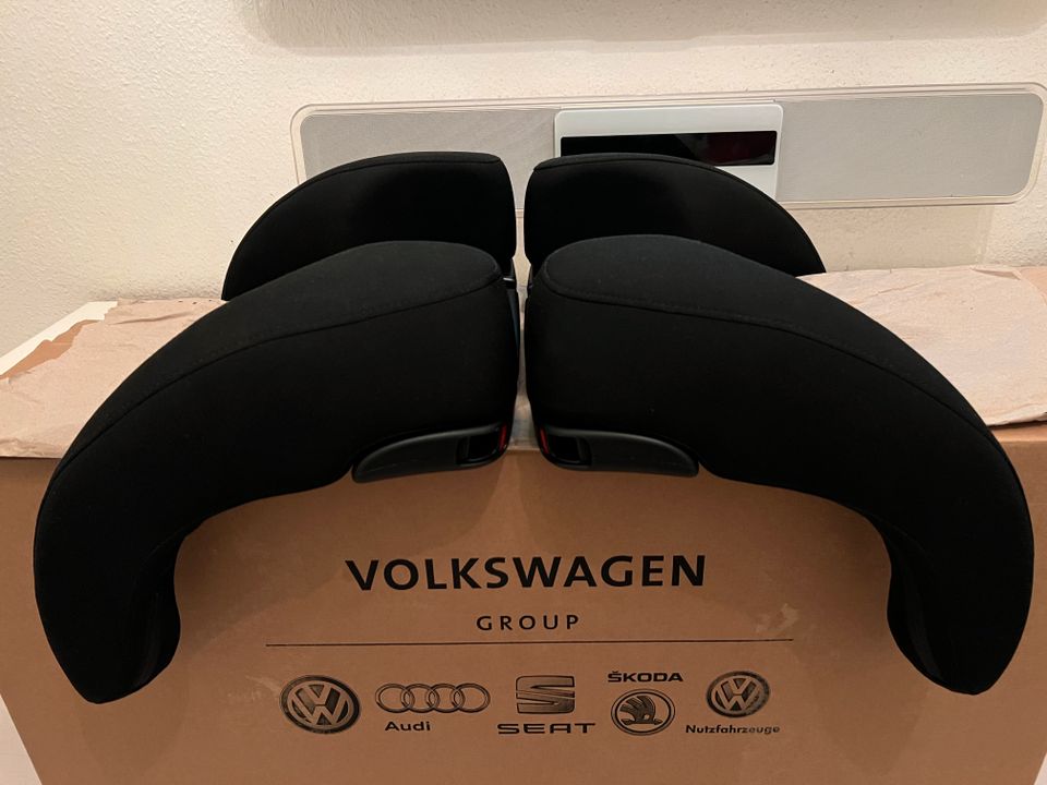 NEU VW Kopf-Stütz Nackenstütz Sharan Passat Golf Touareg Tiguan in Wiesbaden