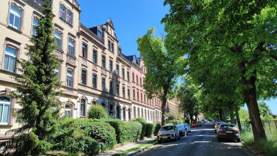 Helle 2-Zimmer Wohnung mit Küche bereit, frei ab Ende 08/24 in Chemnitz