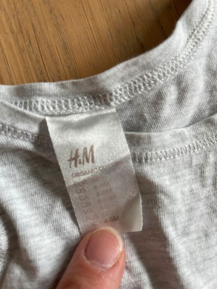 Baby Strampler von H&M in Emsdetten