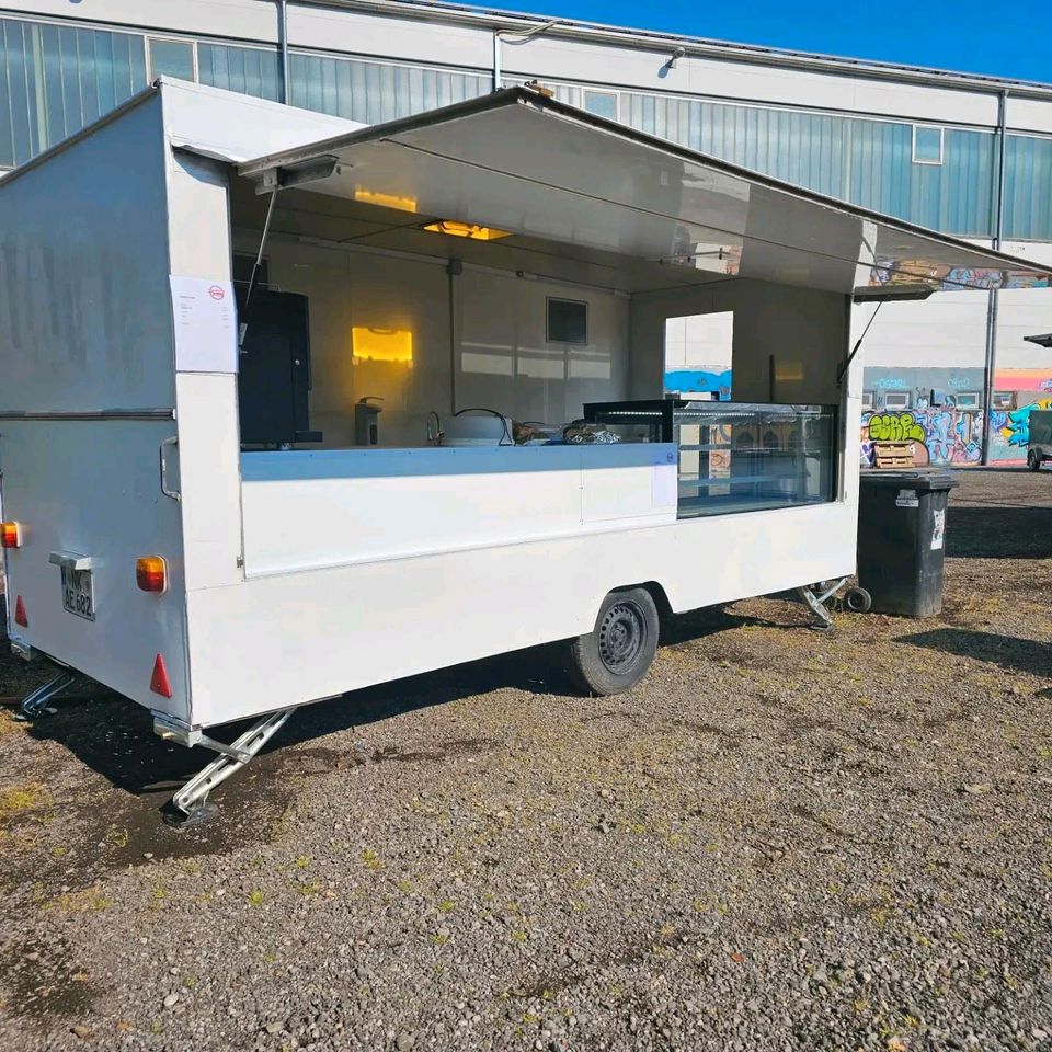 Kuchenwagen mieten in Neunkirchen