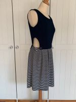 Damen Sommerkleid Cutout blau gestreift Gr. 38 Hessen - Reinhardshagen Vorschau