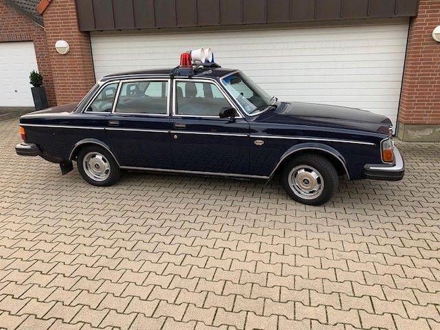 Abbildung des Autos Volvo 264