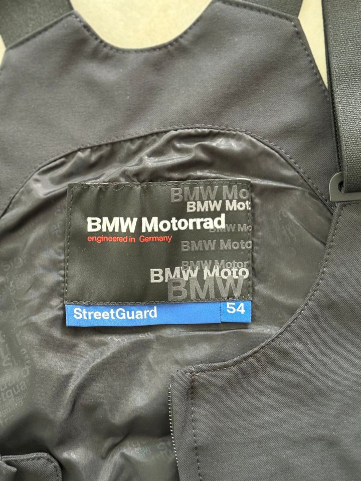 BMW-Motorrad Anzug STREETGUARD komplett in Hallbergmoos