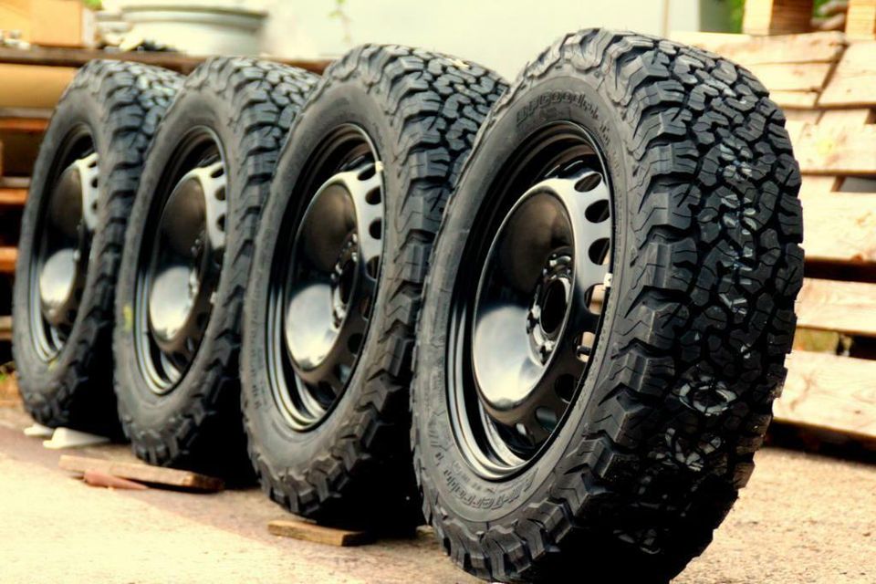 OFFROAD RÄDER 16 ZOLL ➡️ Dacia DUSTER BLACK BF-GOODRICH 215/65 R16 ➡️ Allwetterreifen Allwetter Reifen Felgen Ganzjahresreifen Ganzjahres M+S 3PMSF Schneeflocke ABE Gelände AT ALL TERRAIN KO2 KO 2 NEU in Melle