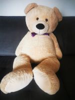 Kuscheliger XXL Teddybär 110 cm Sachsen-Anhalt - Braunsbedra Vorschau