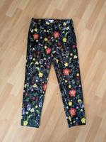 7/8 Hose von H&M, Gr. 38, Blumenmuster Hessen - Wartenberg Vorschau