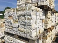 € 9,22  Mauersteine 15x15x40 aus Sandstein 2xgesägt / Natursteine Bayern - Coburg Vorschau