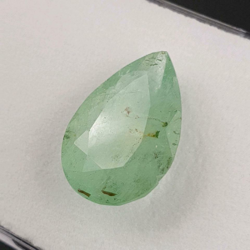 Echter großer fac. Smaragd Tropfen ( 10,12 Carat ) Sambia / hell in Recklinghausen