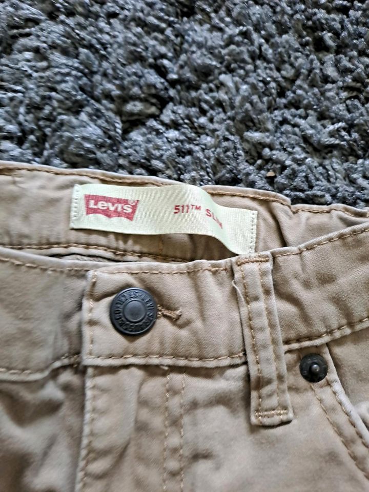 Jeans von " LEVI'S, beige, 10-11 Jahre in Nümbrecht