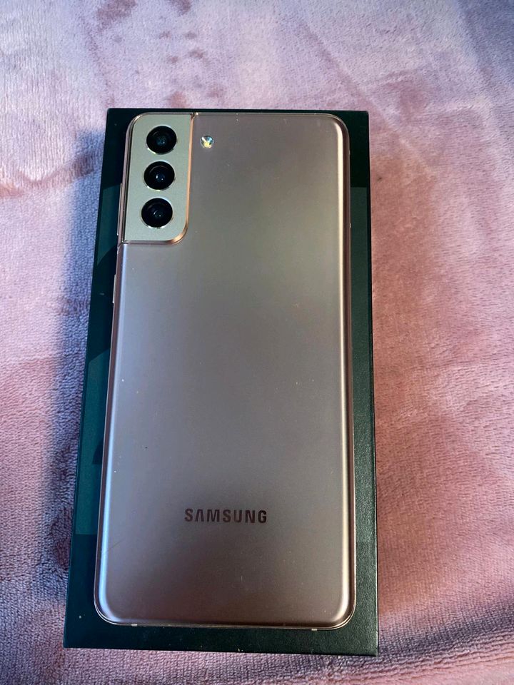 Samsung Galaxy S21 Plus Rosa in Zehdenick