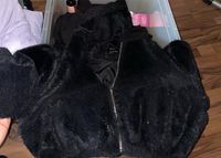 Bershka fluffy Jacke Wuppertal - Elberfeld Vorschau