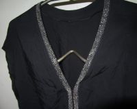 schwarze Bluse mit V-Neck und silbernem verziertem Rand in M Aachen - Aachen-Mitte Vorschau