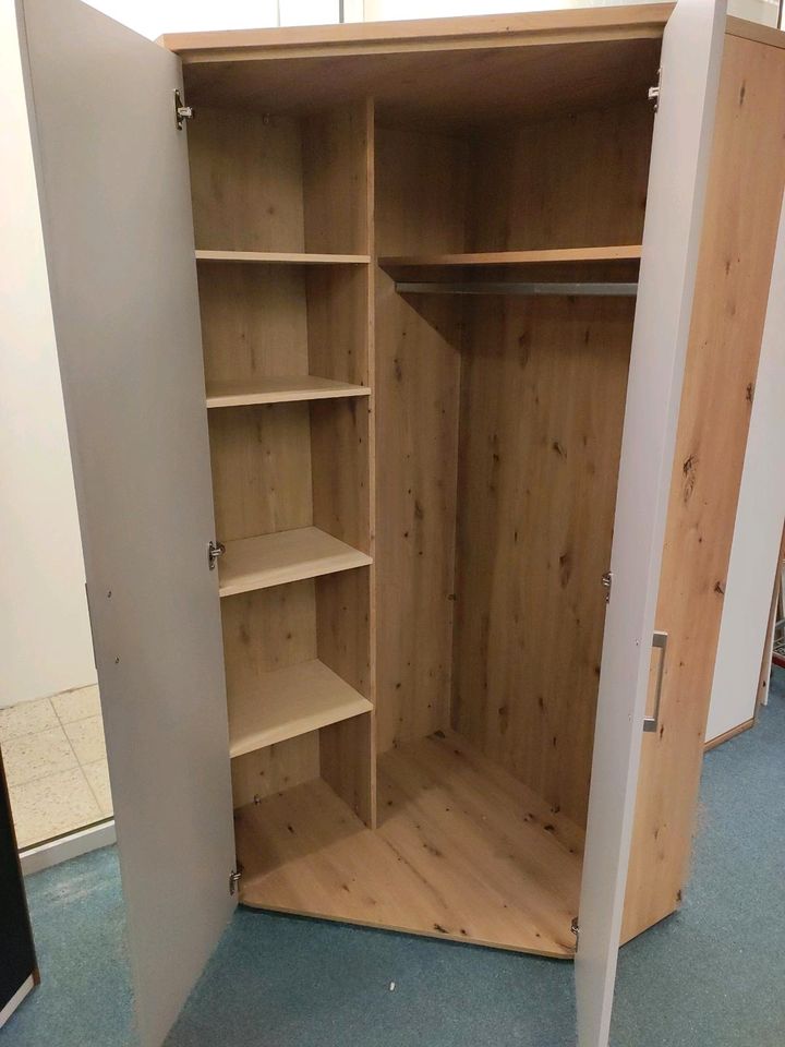 624# Eckkleiderschrank, Kleiderschrank, Schrank, Möbel in Löhne