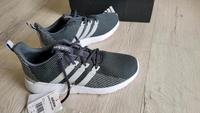 Adidas Herrenschuhe Laufschuhe Sportschuhe 45 1/3 Leipzig - Lausen-Grünau Vorschau