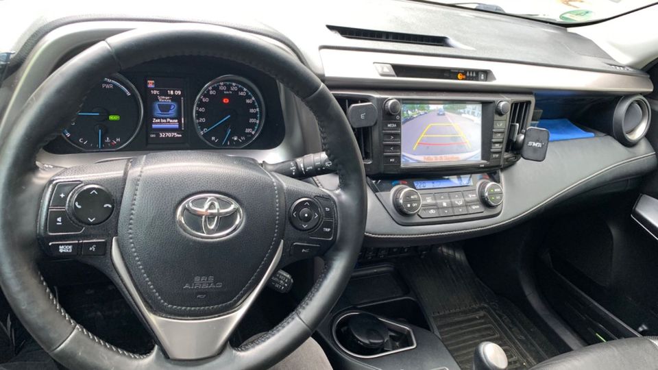Toyota RAV 4 Hybrid Edition  S+ TAXI Paket in Berlin