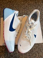 Nike Air Zoom TR1 Gr.40 Neu und original Nordrhein-Westfalen - Düren Vorschau
