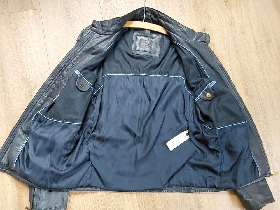 Herren Lederjacke massimo dutti Gr M in Grebenau