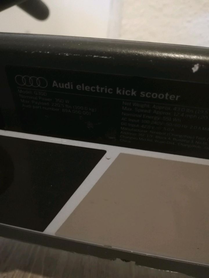 Original Audi electric kick scooter in Bad Duerrenberg