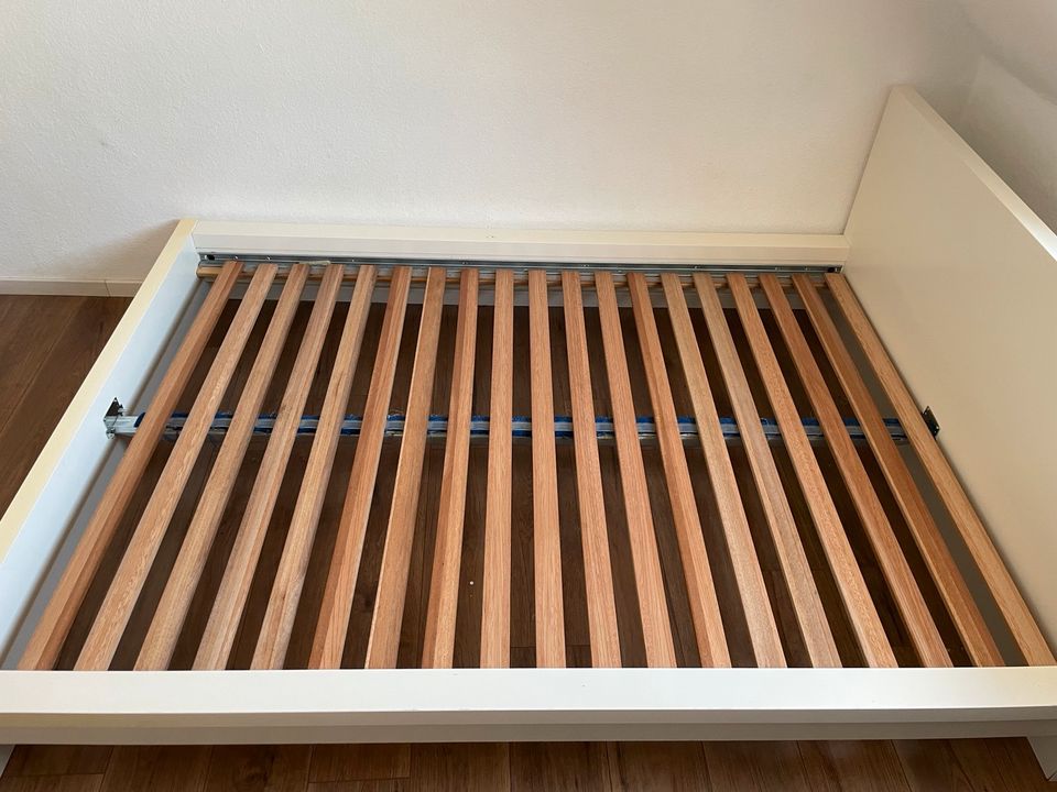 140x200 cm Bett Malm Ikea mit Lattenrost und ohne Matratze in Mainz