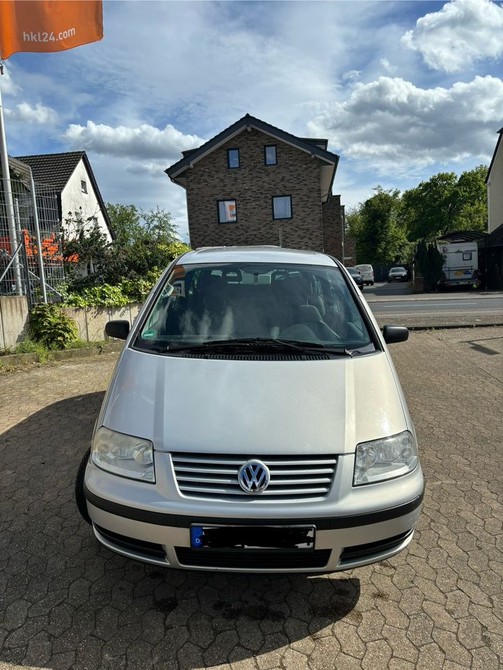 Vw Sharan 7 Sitzer 1.9 TDI in Bergisch Gladbach