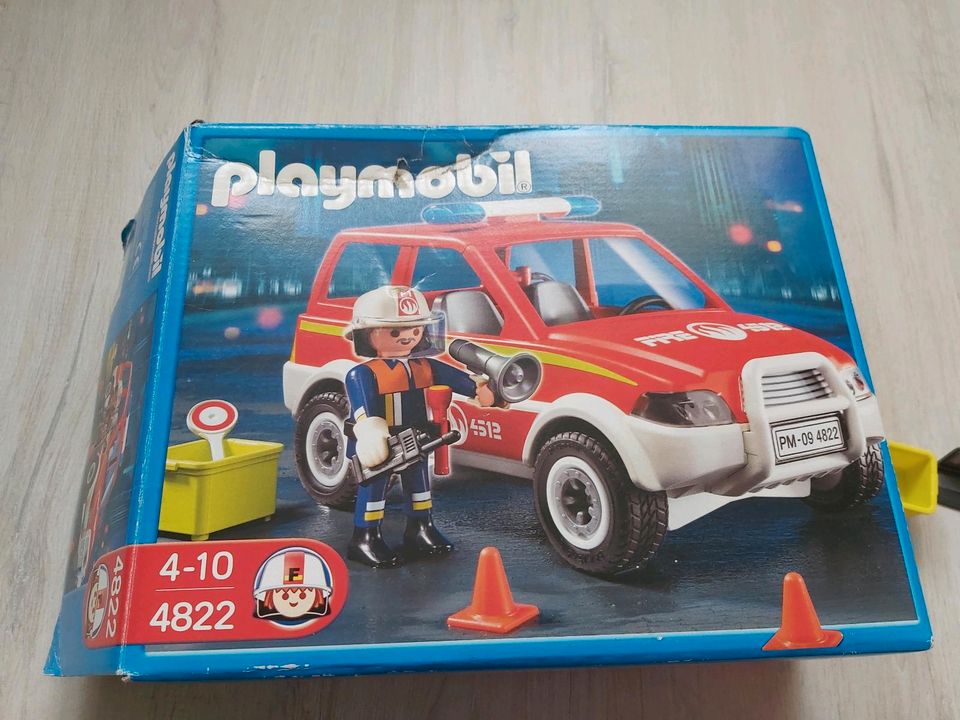 Playmobil 4822 Feuerwehr Kommandowagen in Niedersachsen - Braunschweig |  Playmobil günstig kaufen, gebraucht oder neu | eBay Kleinanzeigen ist jetzt  Kleinanzeigen