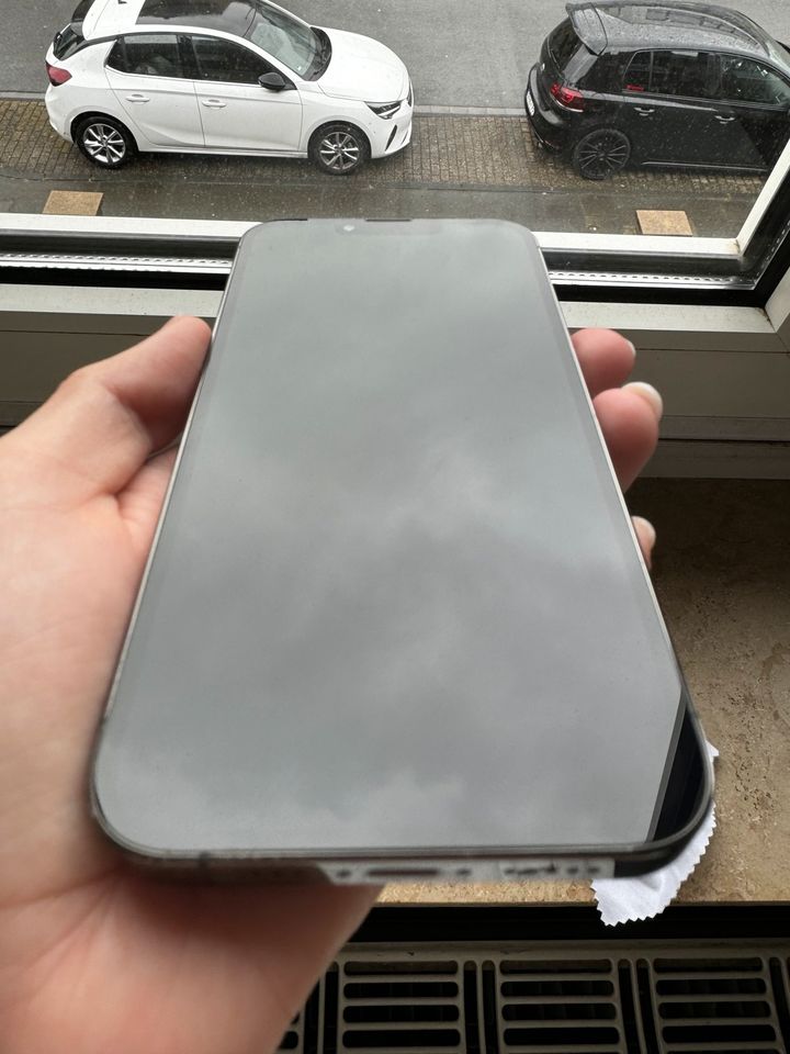 ❗️ iPhone 13 Pro mit Zubehör❗️ in Castrop-Rauxel