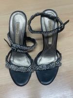 Buffalo London Sandaletten Größe 37, Tangoschuhe Nordrhein-Westfalen - Kaarst Vorschau