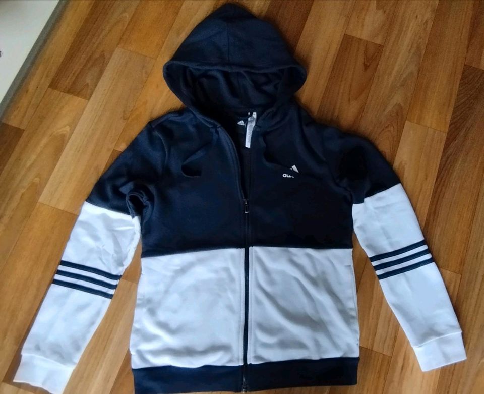 Adidas Trainingsanzug Original NEU in Weißenfels