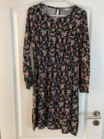 Kleid mit Blumen Größe 38 Niedersachsen - Weyhe Vorschau