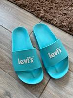 Levi’s Badelatschen Schleswig-Holstein - Lübeck Vorschau