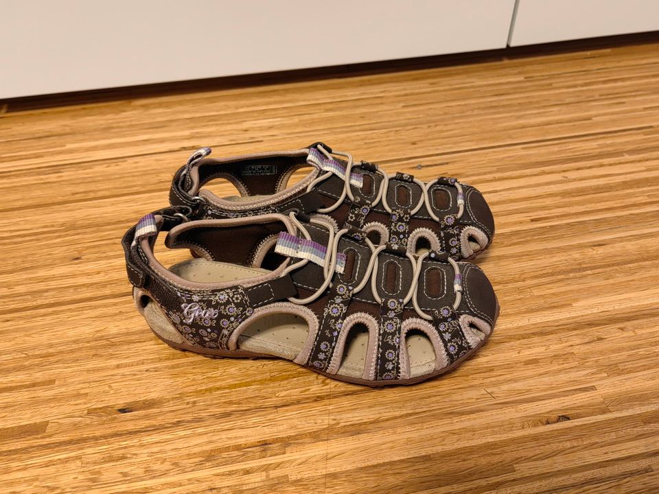 GEOX Kinder Sandalen, Gr. 34, Leder, Design & Komfort, TOP in Wuppertal