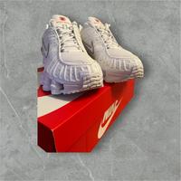 Nike Shox TL, Weiß, Größe 42,5 Hessen - Mücke Vorschau