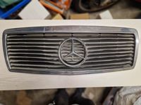 Mercedes Benz W 202 Kühlergrill von Schätz Tuning Hessen - Groß-Gerau Vorschau