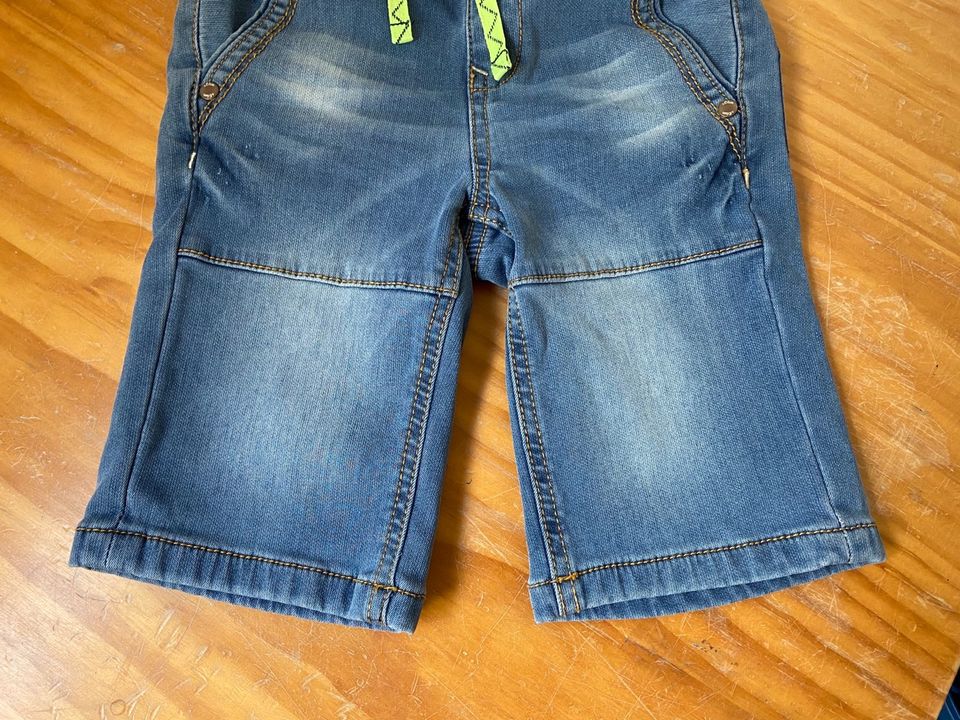 s.Oliver Jeansshorts Shorts Gr. 104 Jungen in Schwanewede