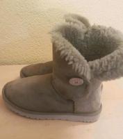 UGG damen Lammfellstiefel gr.40 khaki,Wildleder West - Höchst Vorschau