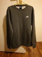 Nike Club Crew Pullover (Gr. M) Guter Zustand Nordrhein-Westfalen - Werdohl Vorschau