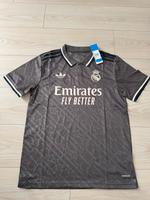 Real Madrid Trikot | Größe M | Neu Hessen - Hanau Vorschau