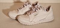 Puma Sneaker St Runner V3 44,5 Niedersachsen - Burgdorf Vorschau