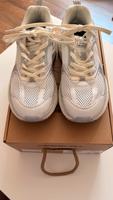 Laufschuh Sneaker Fessura Gr. 39 weiß grau aus Italien Sachsen-Anhalt - Ilsenburg (Harz) Vorschau