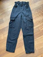 Schwarze Cargohose von Bershka, Gr. 32 Bielefeld - Stieghorst Vorschau