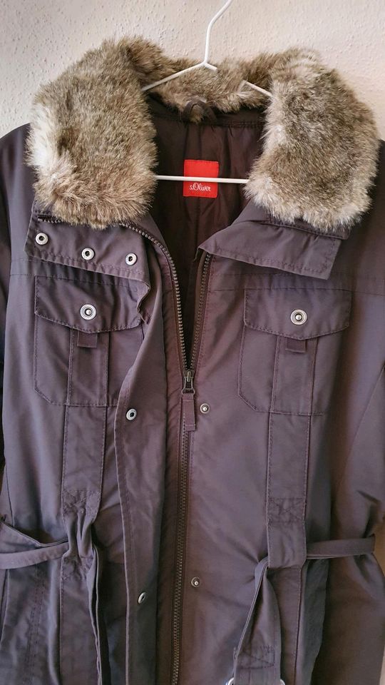 S.Oliver Winterjacke Gr. 38 mit Gürtel in Cadolzburg