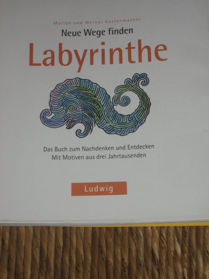 Labyrinthe - neue Wege finden - Marion und Werner Küstenmacher in Syke